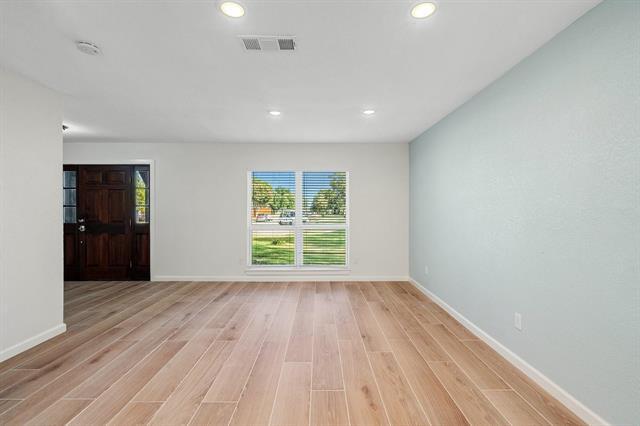 Photo - 2101 Country Dell Dr