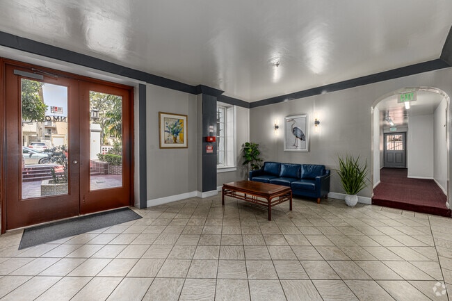 432 S. New Hampshire