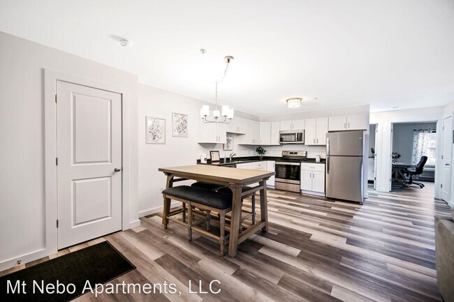 Photo - Mt. Nebo Apartments