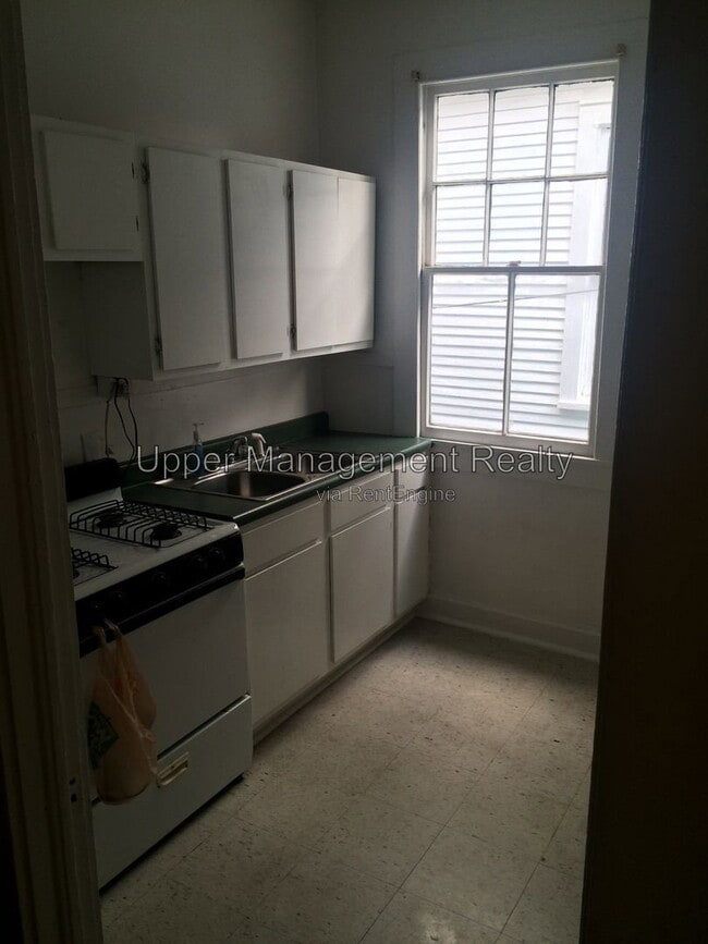 Photo - 3421 Milan St