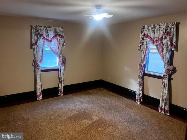 Photo - 636 Ridgeway Rd