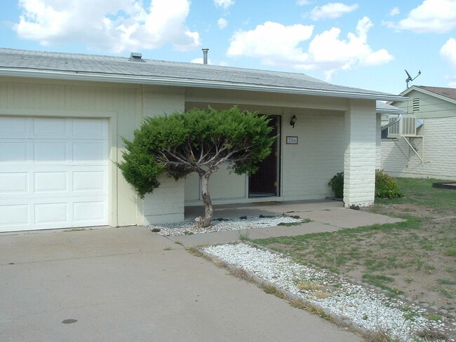 Photo - 206 Chalcocite St