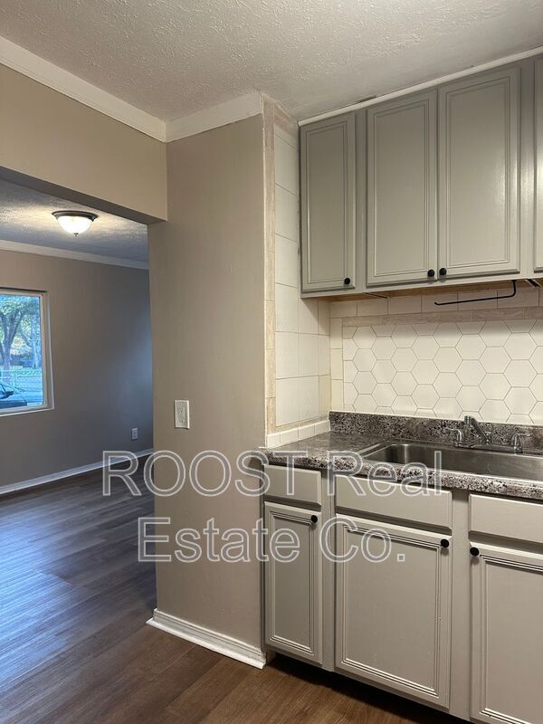 Photo - 3075 Howey Rd