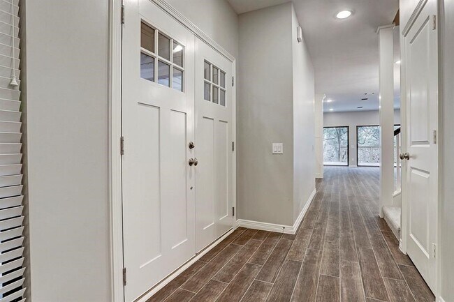 Photo - 12625 Memorial Dr Unit 109