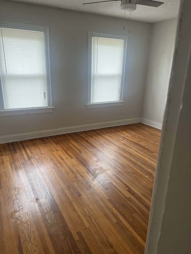 Photo - 163 W Pacemont Rd