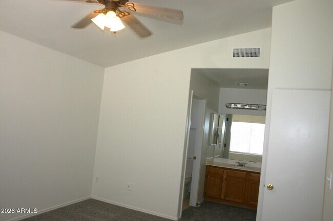 Photo - 516 E Vogel Ave