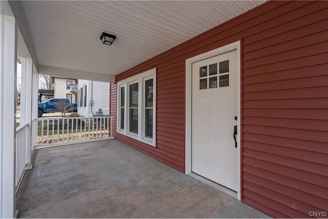 Photo - 135 N Washington St