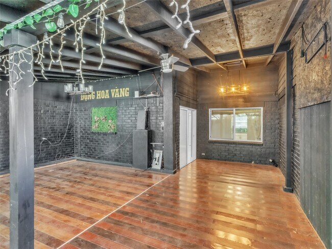 Photo - 7044 S Dairy Ashford Rd