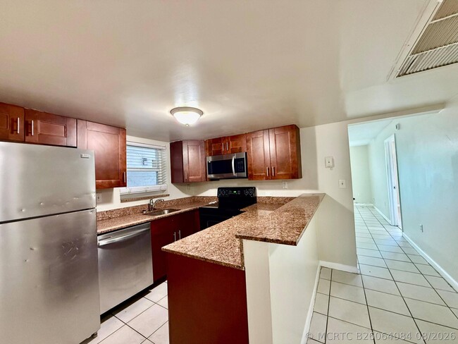 700 SW 81st Ave Unit 1A