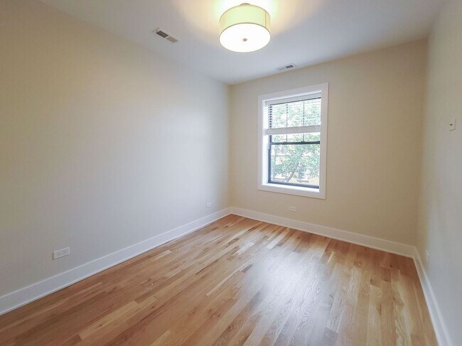Photo - 2239 N Bissell St Unit 3N