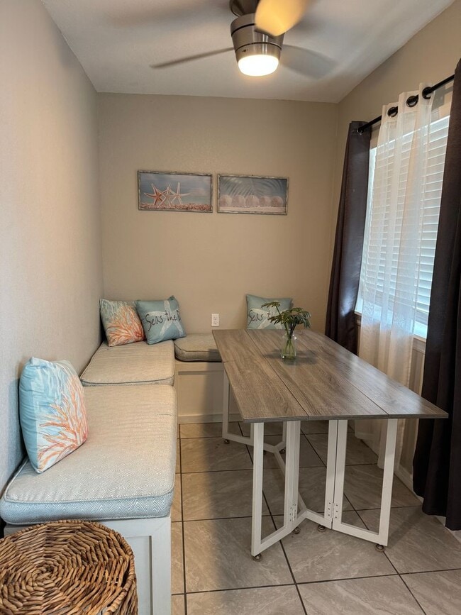 Photo - 2 bedroom 1 bath close to downtown Melbour...