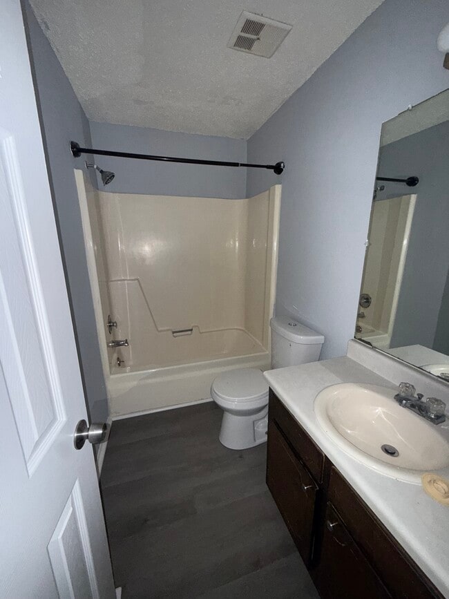 Photo - Platinum House LLC