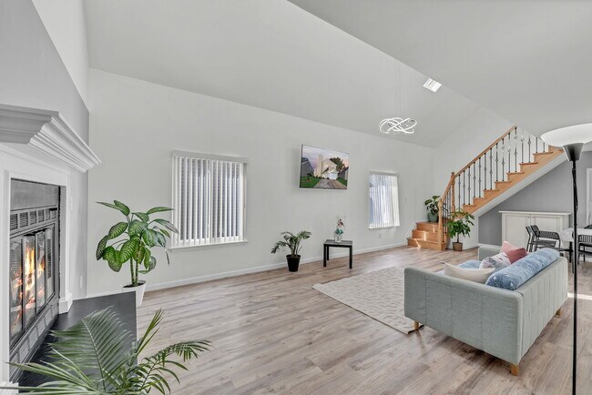 Photo - 5028 Halwell Dr