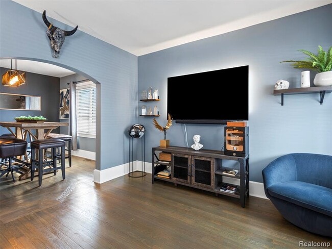 Photo - 23110 Carlisle Ave