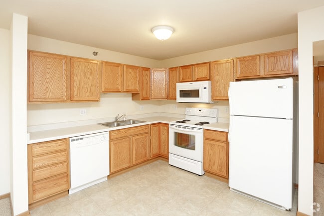 Kitchen - 2706 Kent Ave