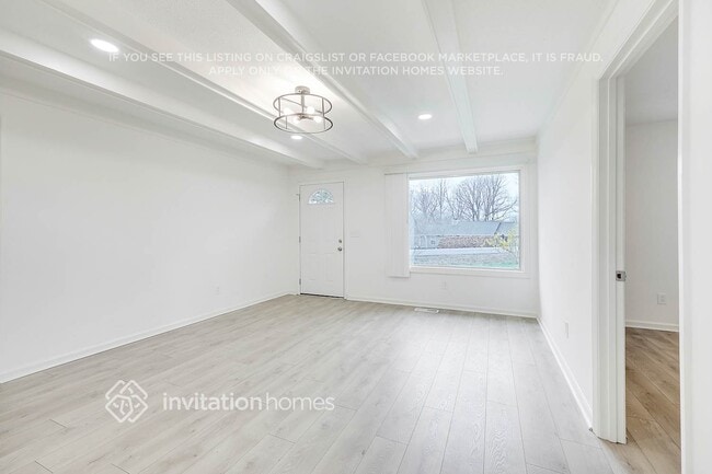 Photo - 107 Treetop Ct