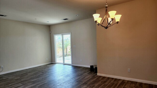 Photo - NE Bakersfield 4 bed 2 bath home with sola...