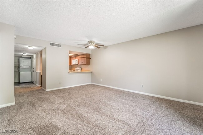 Building Photo - 3823 S Maryland Pkwy Unit C4