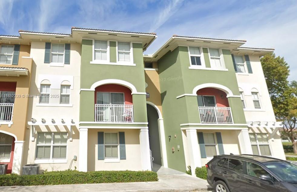 Photo - 10901 NW 83rd St Condo Unit 205