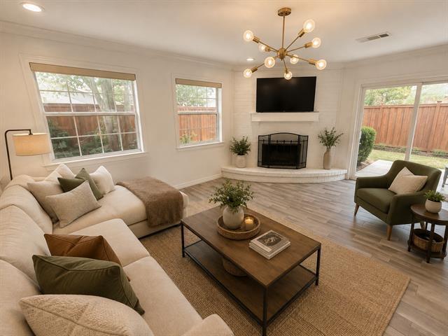 Photo - 733 Middle Cove Dr