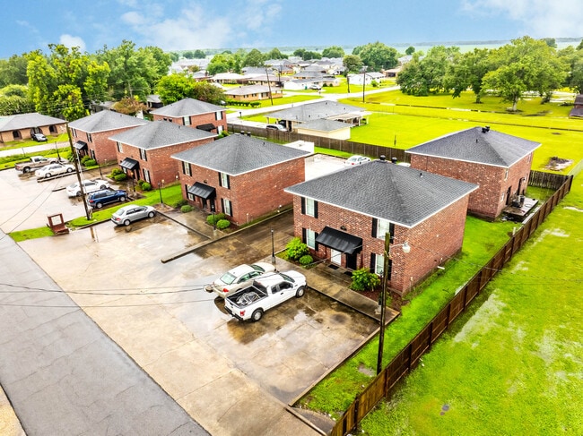 Photo - 2314-2316 Saint Bernard St, Thibodaux, Ln