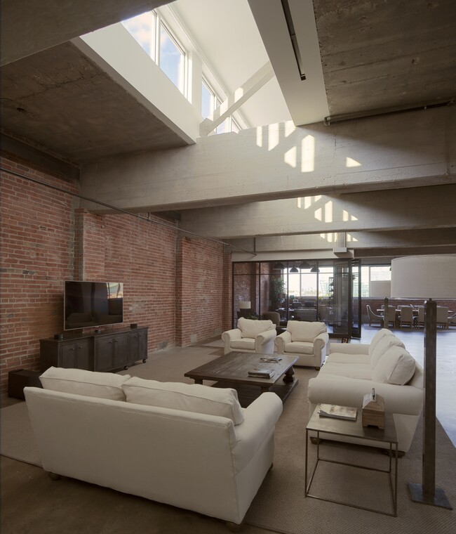 Photo - 1508 Grand Blvd Unit 3