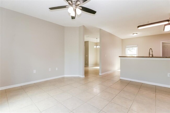 Photo - 611 Maricopa Dr