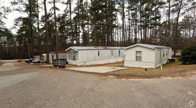 Photo - 3765 Gordon Hwy Apartments