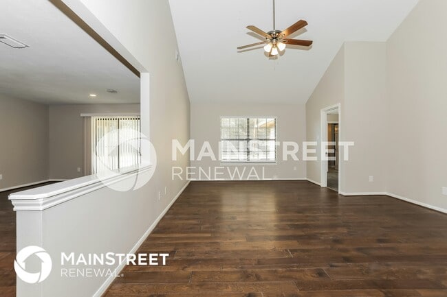 Photo - 28419 Champion Oaks Dr