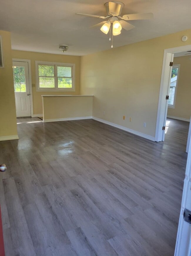 Photo - 4 bedroom 2 bathroom house with a basement...