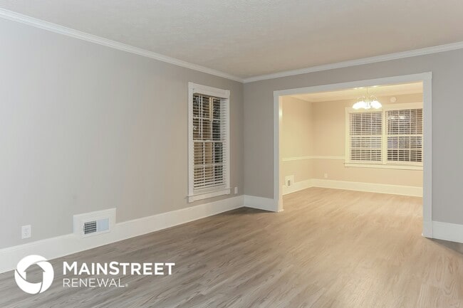 Photo - 5132 Clearwater Dr SW