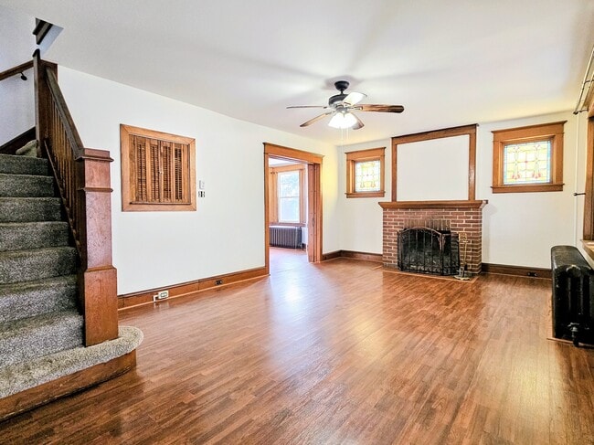 Photo - 324 S Broad St