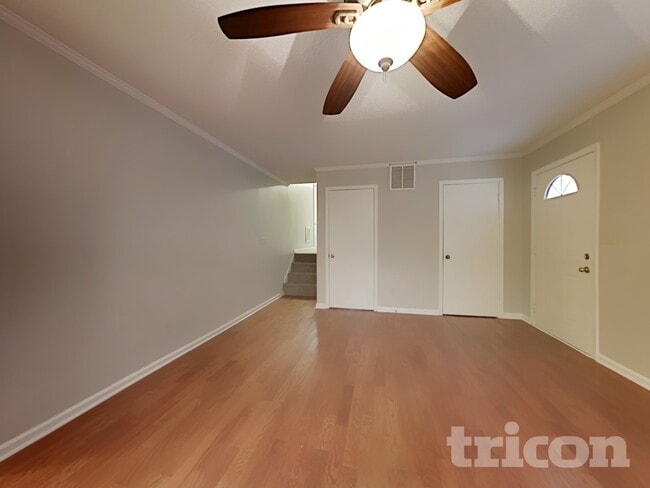 Photo - 92 Fox Dr