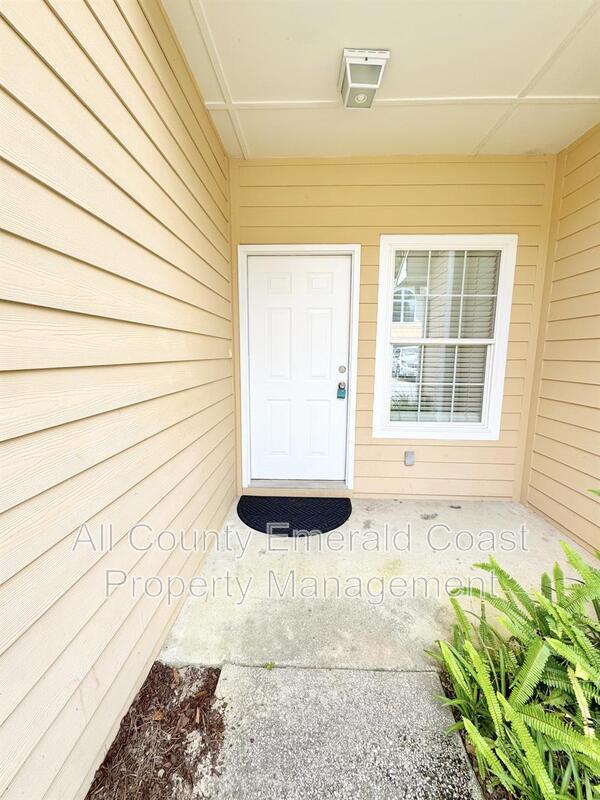 732 E Mack Bayou Dr
