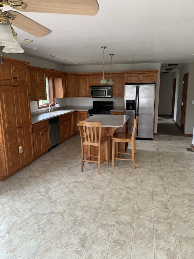 Photo - 31433 Town Line Rd House