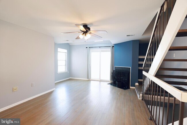 Photo - 4393 Pembrook Village Dr