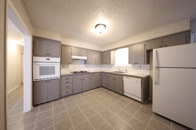 Photo - 1008 S 31st St