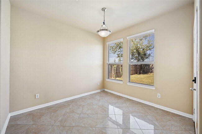 Photo - 6303 Atlasridge Dr
