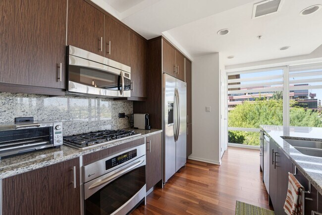 Photo - Luxury Corner Unit with Panoramic Mountain Views at Optima Camelview! Unit 4005