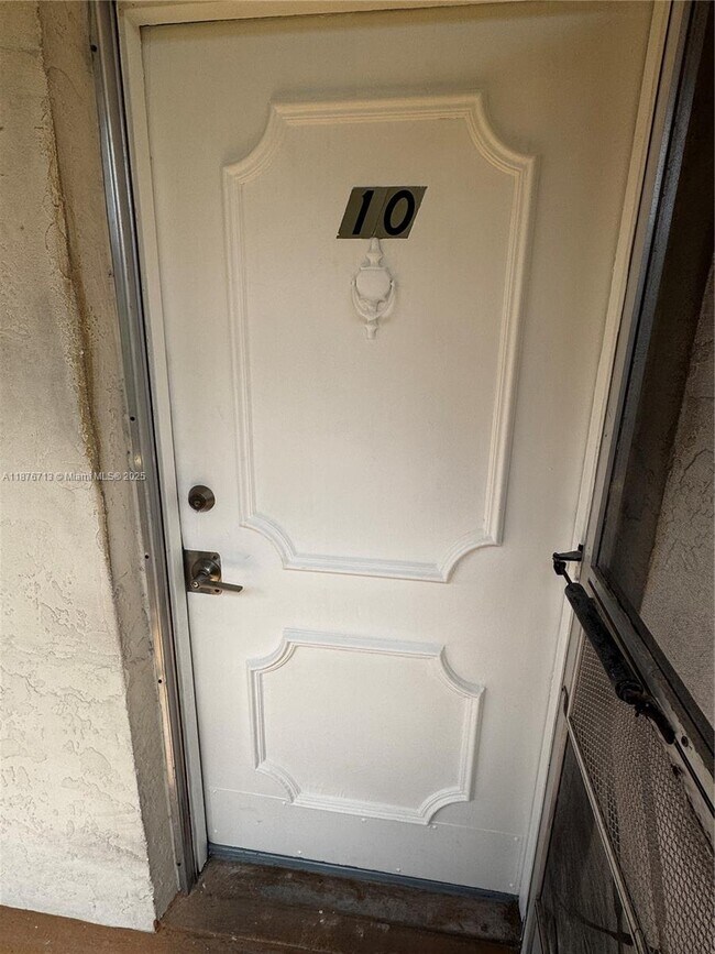 Photo - 2515 Polk St Unidad 10