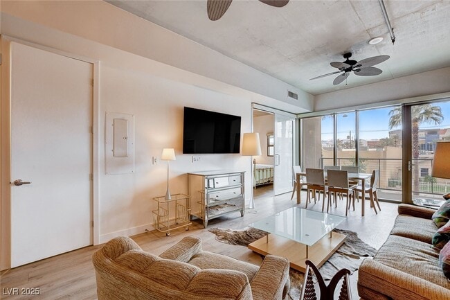 Photo - 353 E Bonneville Ave Unit 233