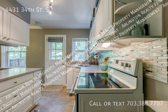 Photo - 4431 34th St S