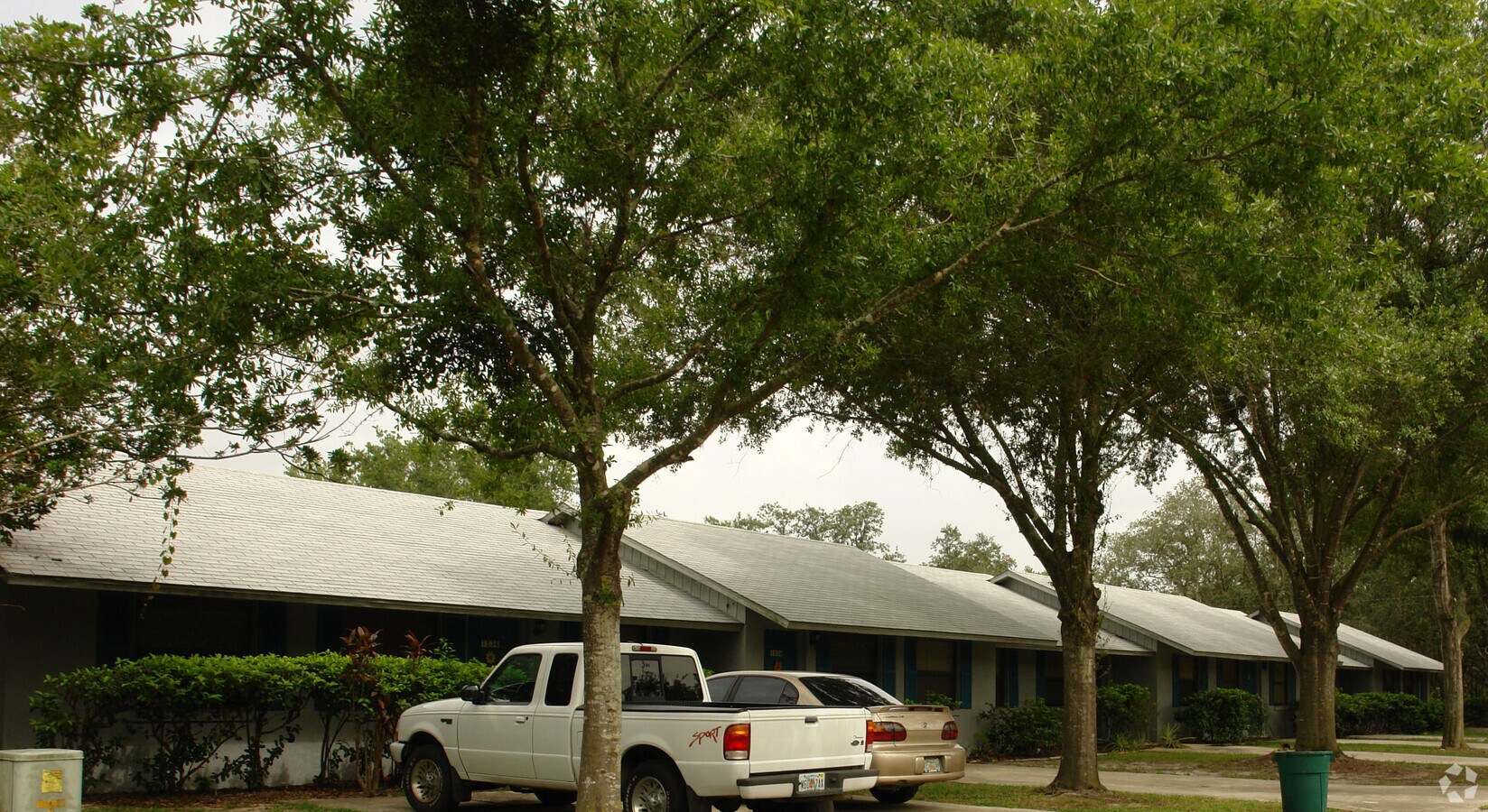Lemon Tree Apartments II - Lemon Tree Apartments II