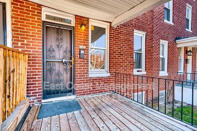 Photo - 3213 Elmley Ave