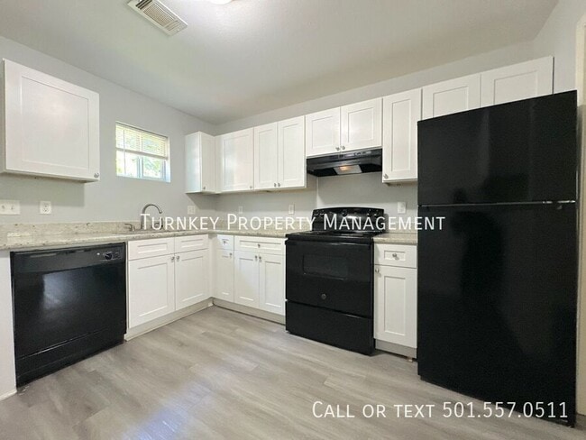 Photo - 502 Rice St