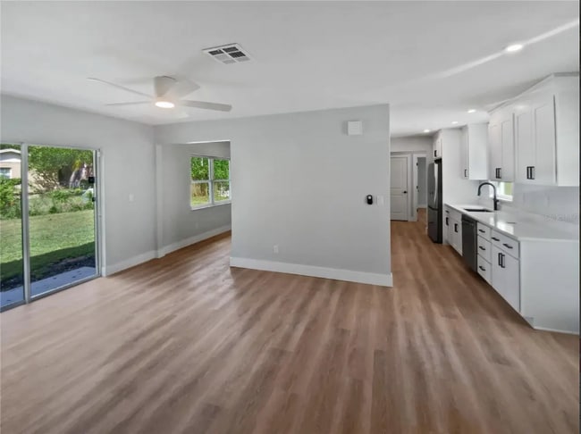 Photo - 7812 N 53rd St