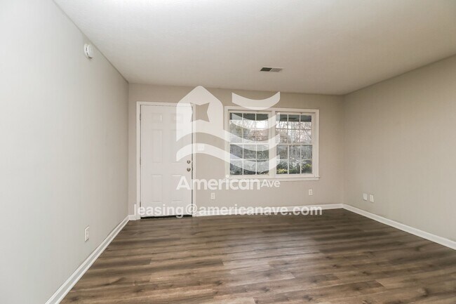 Photo - 10235 Waterford Rd NE