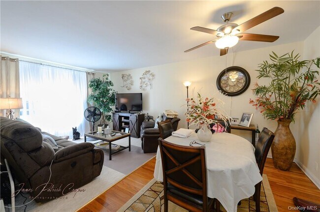 Photo - 5 Sadore Ln Unit 5S