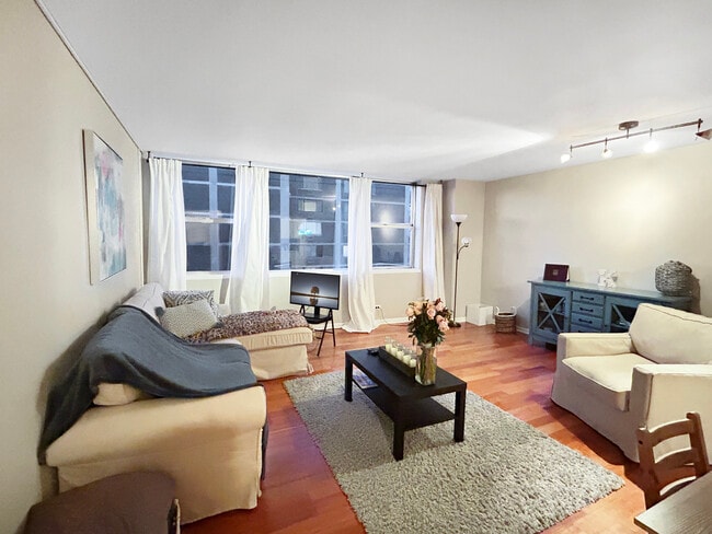 Photo - 6301 N Sheridan Rd Unit 15D