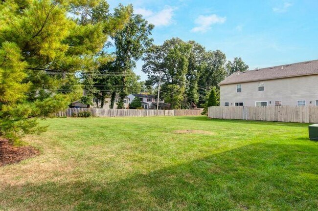 Property Side Common Playground - 7766 Hansgrove Ct Unit 7766 Hansgrove